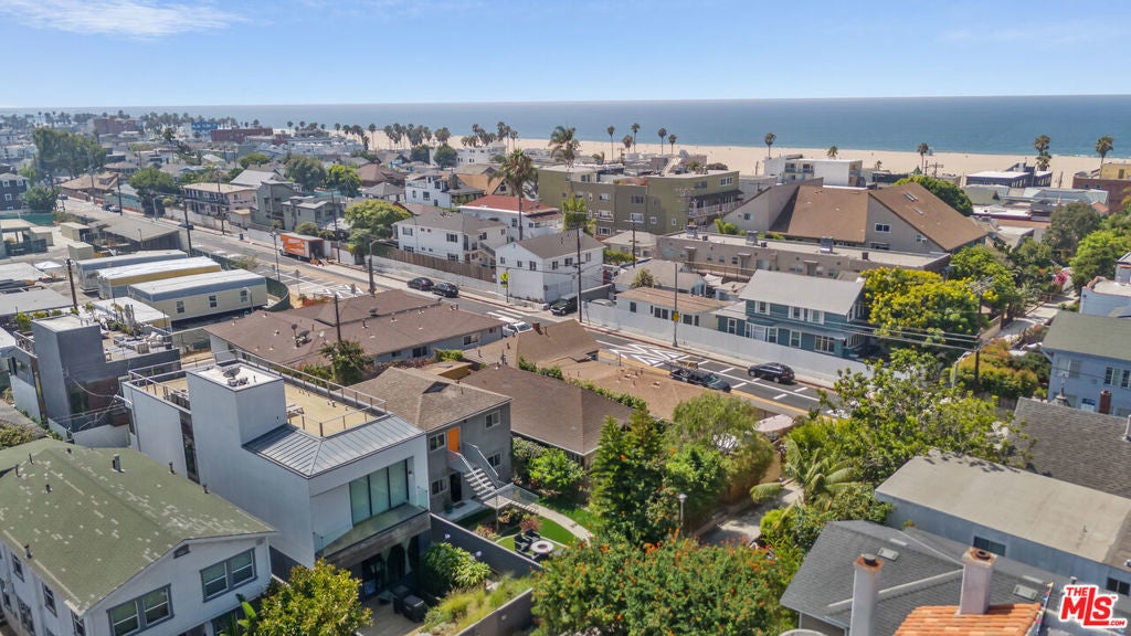 Photo of Listing #25607593