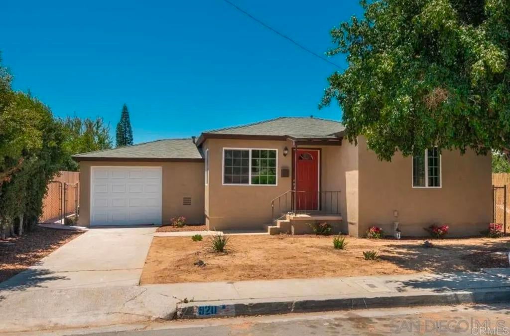 Photo of Listing #PTP2507919