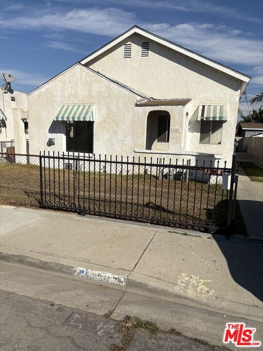 1207 76th Street, Los Angeles