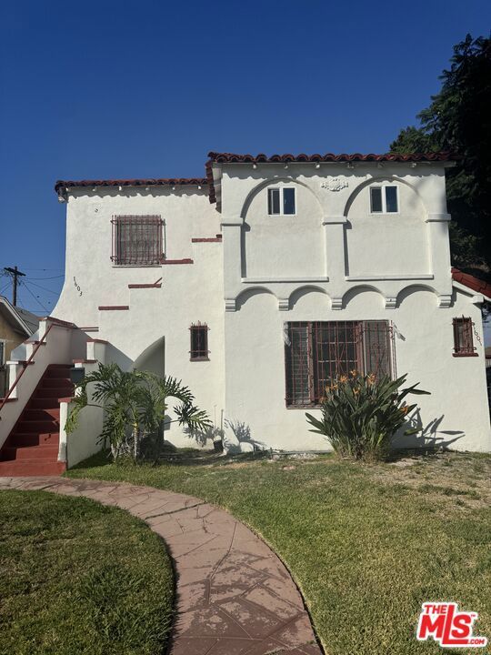 1601 W 69th Street, Los Angeles