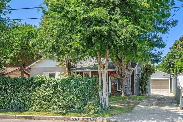 5919 - 5921 Cantaloupe Avenue, Valley Glen