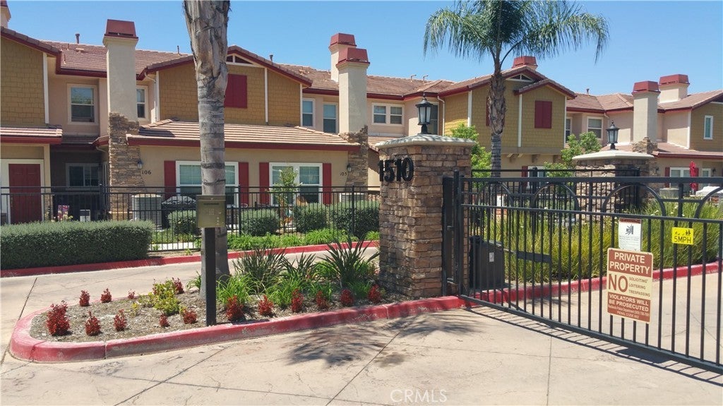 1510 Orange Avenue 205 & #902, Redlands