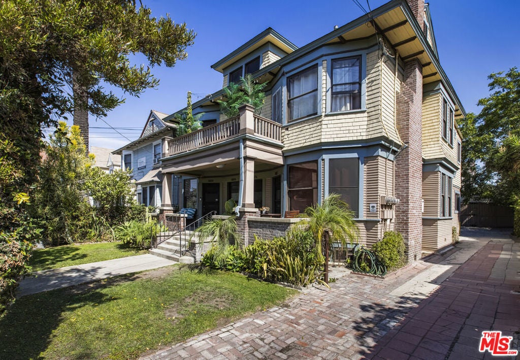 Photo of Listing #25610947