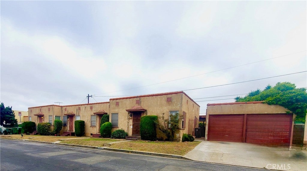 3420 78th, Hyde Park