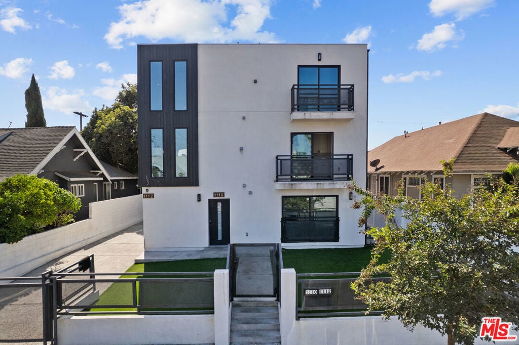 Photo of Listing #25611615