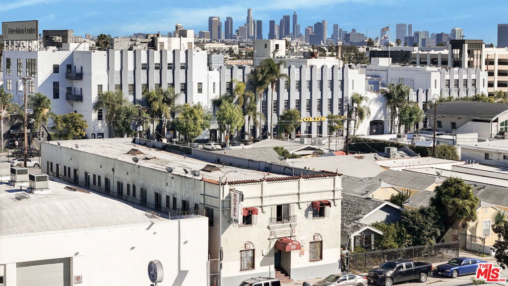 Photo of Listing #25612827