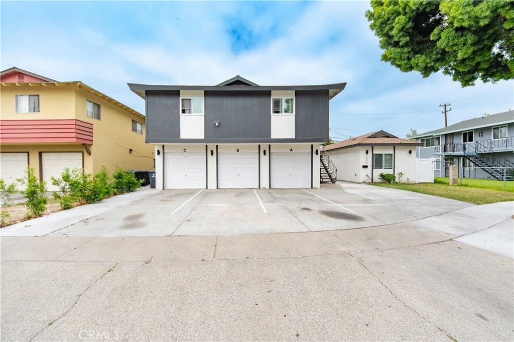 308 S Laurel Street, Santa Ana