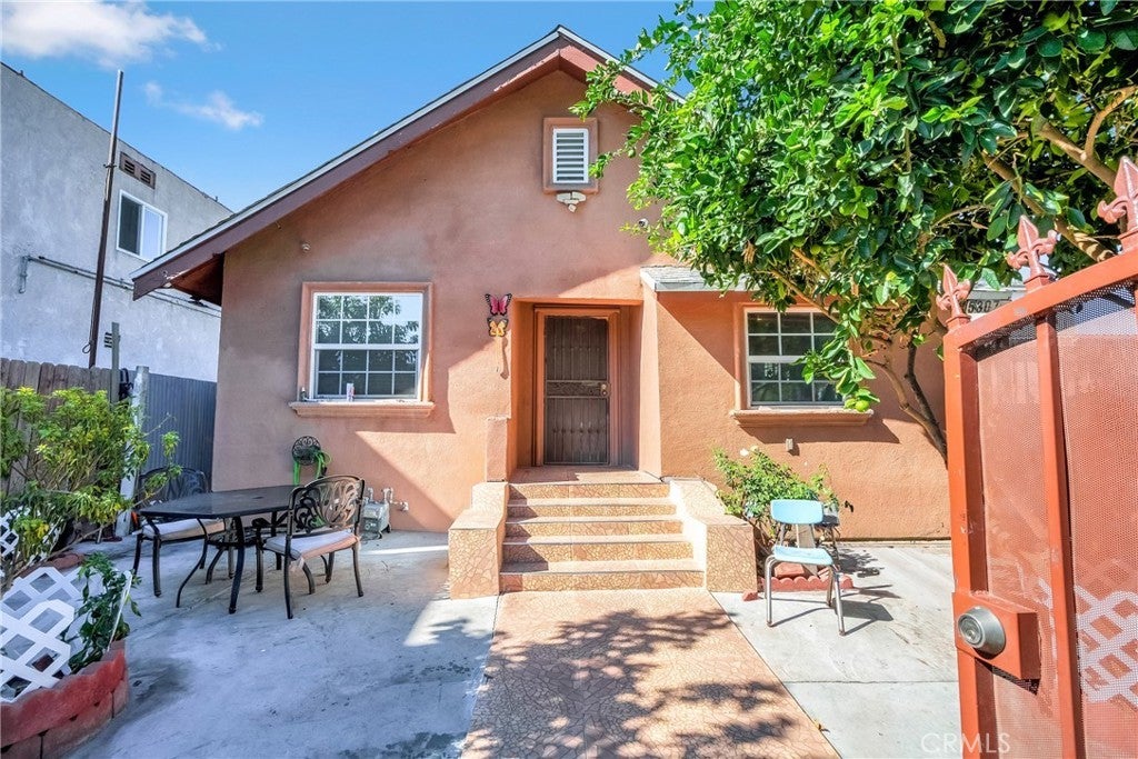 5307 5307 1/2 Compton Avenue, Los Angeles