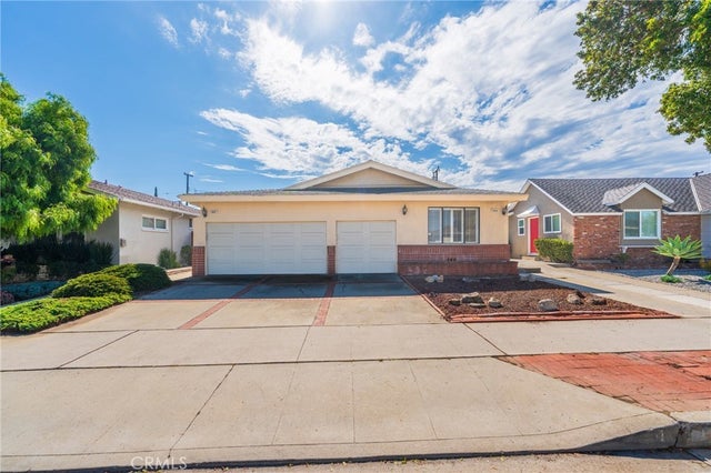 522 Avenue F, Redondo Beach.