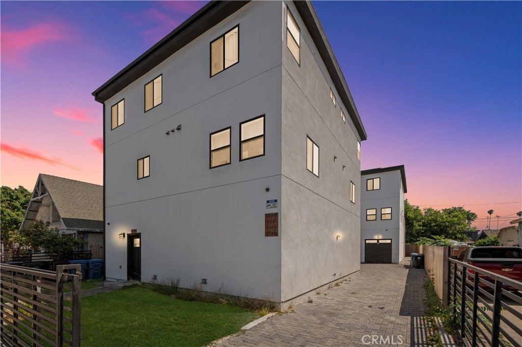 Photo of Listing #SR25254655