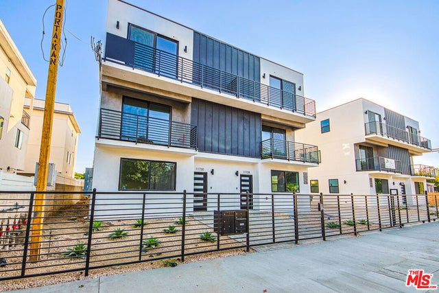 11734 Gilmore Street, North Hollywood