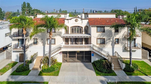 17115 Chatsworth, Granada Hills