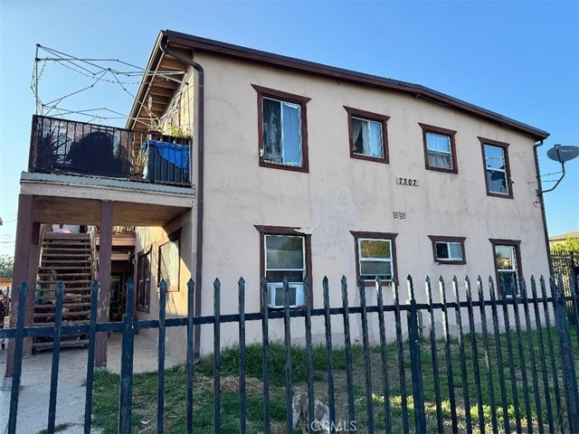 7307 Vineland, Sun Valley