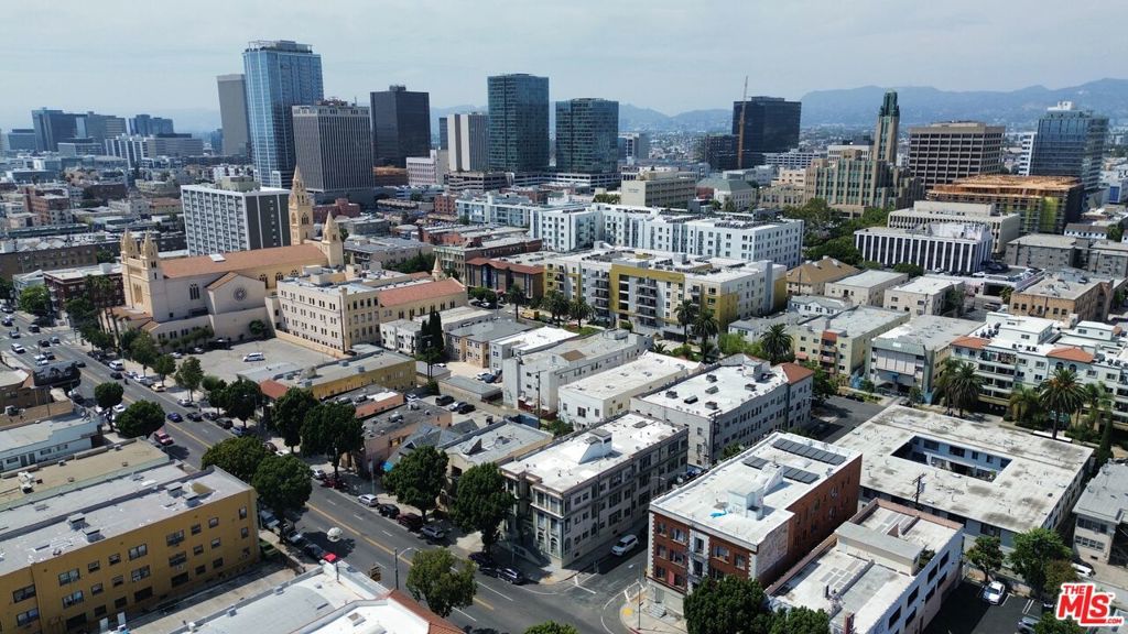 Photo of Listing #25617729