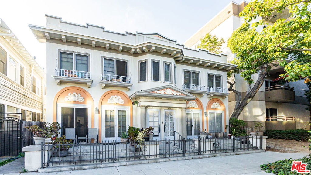 Photo of Listing #25617831