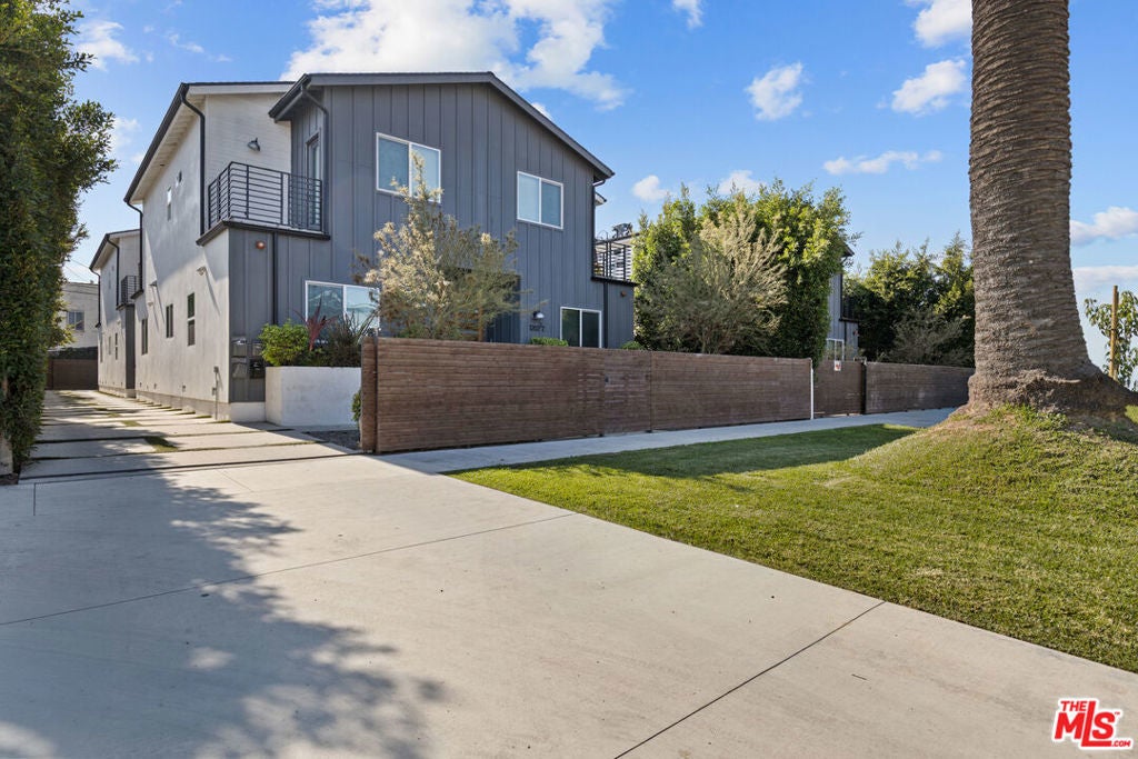 Photo of Listing #25618617