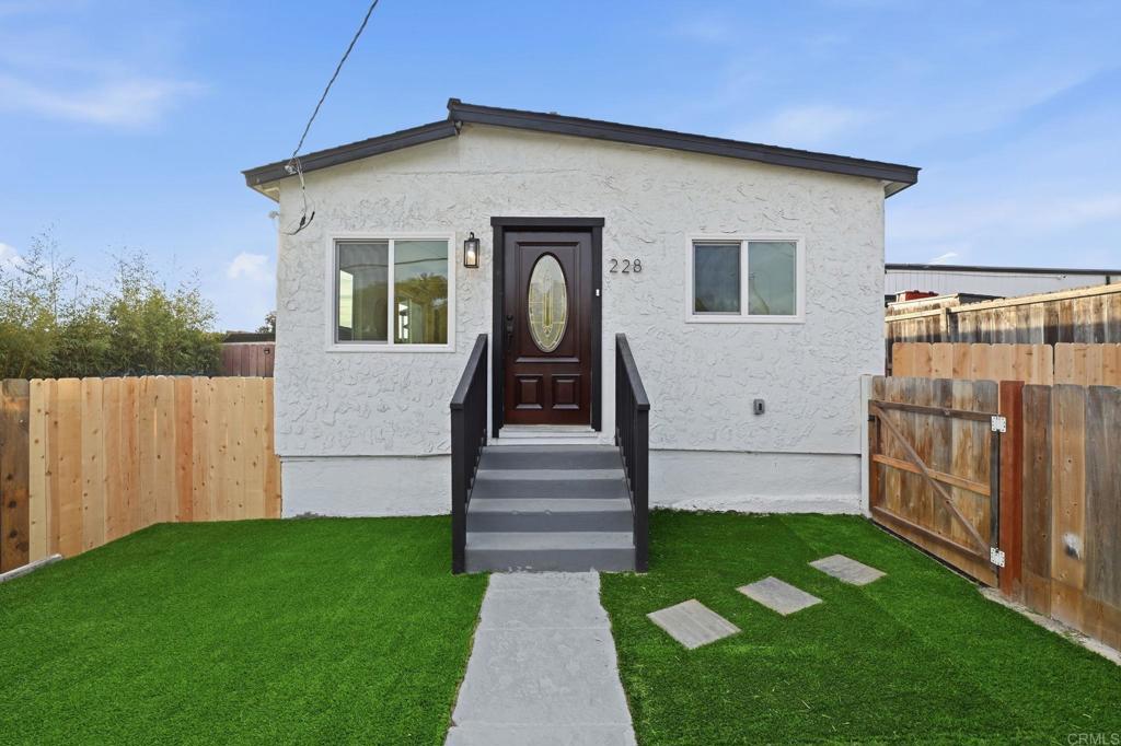 Photo of Listing #PTP2508544