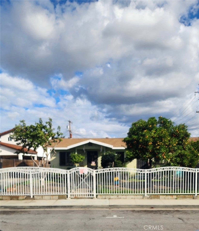 Photo of Listing #SW25261270