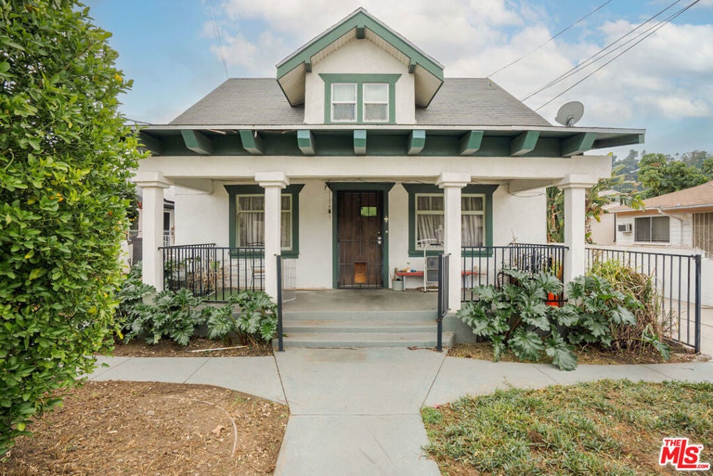 Photo of Listing #25619197