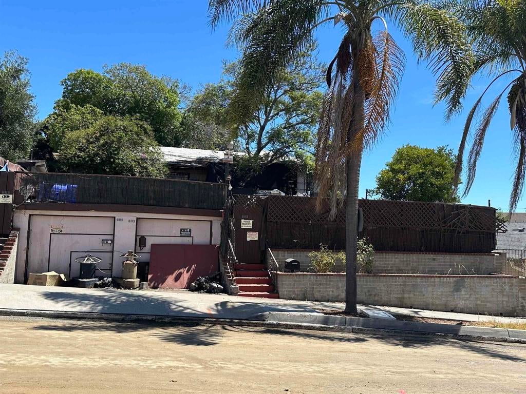 Photo of Listing #PTP2508743