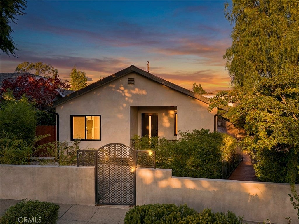 Photo of Listing #SB25265896