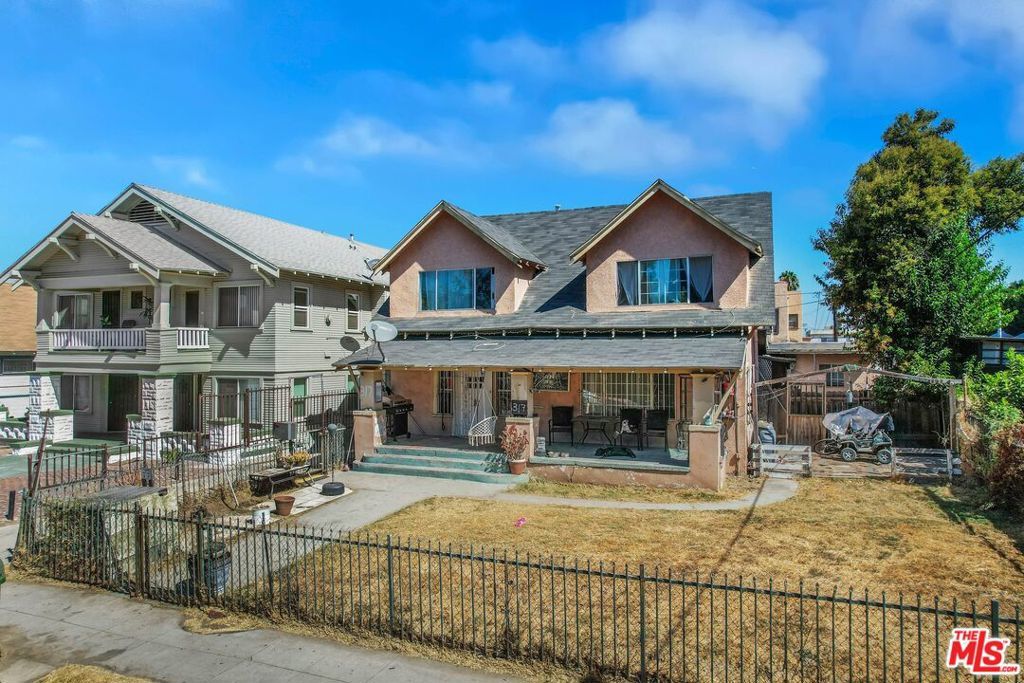 Photo of Listing #25618379