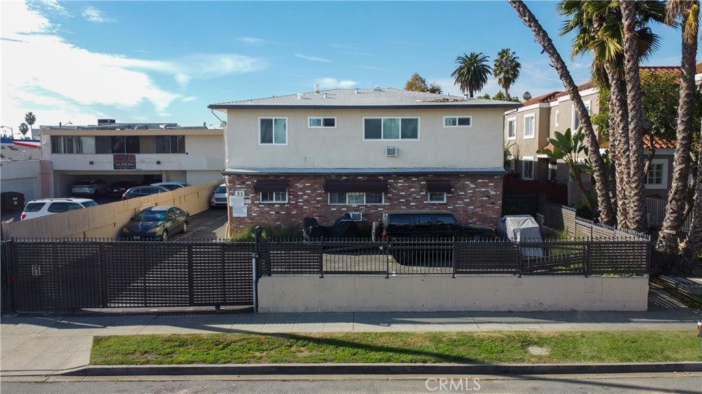 Photo of Listing #SB25268547