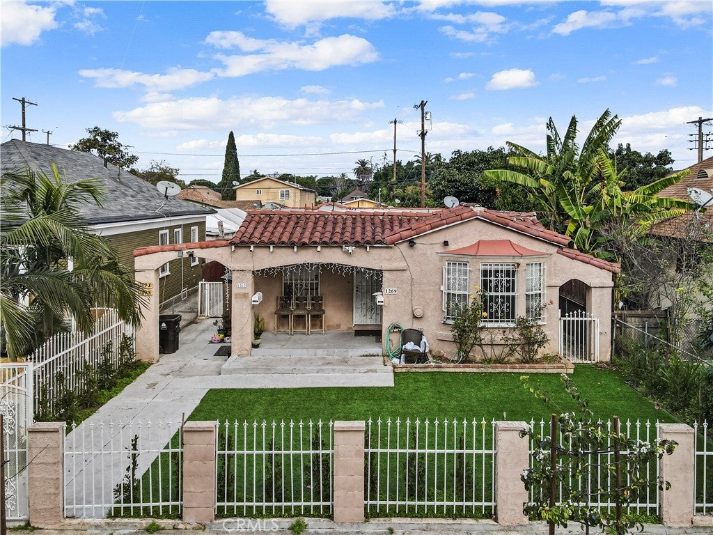 Photo of Listing #SB25269968