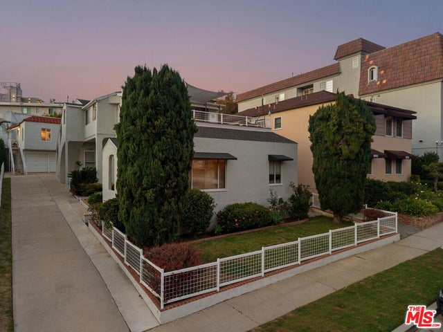 10767 Massachusetts Avenue, Los Angeles