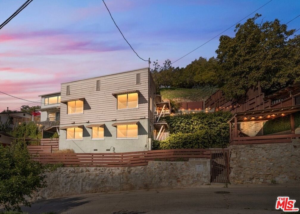 Photo of Listing #25629351