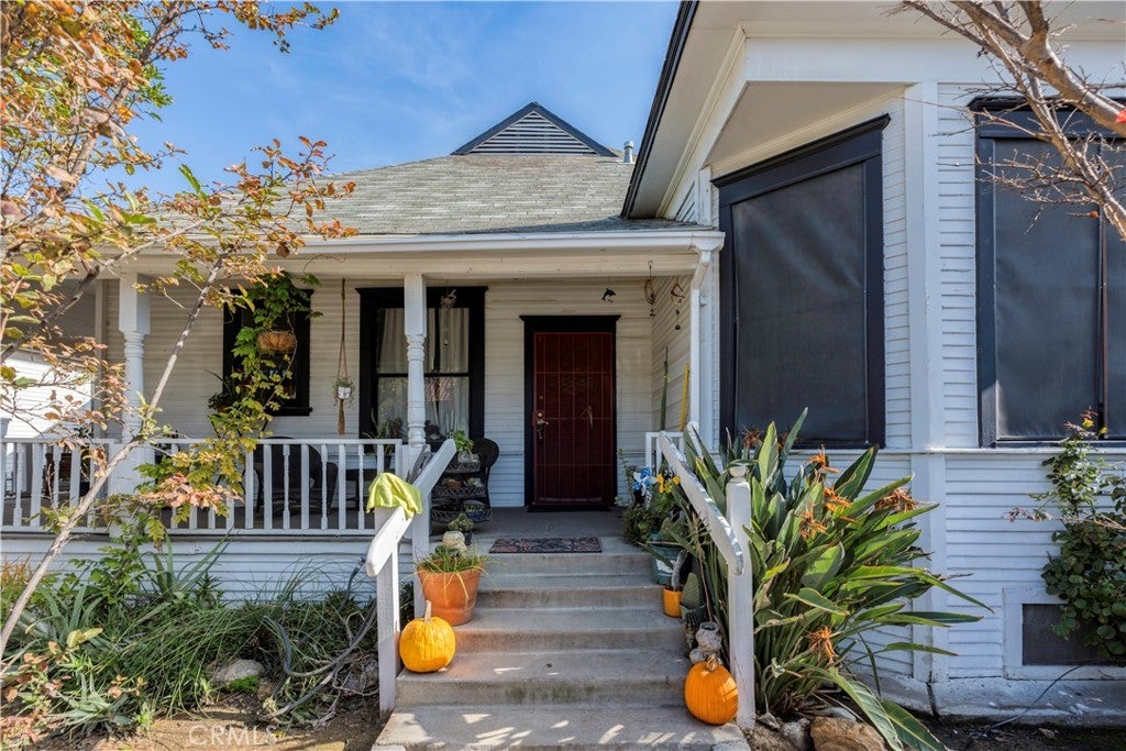 Photo of Listing #SR25272264