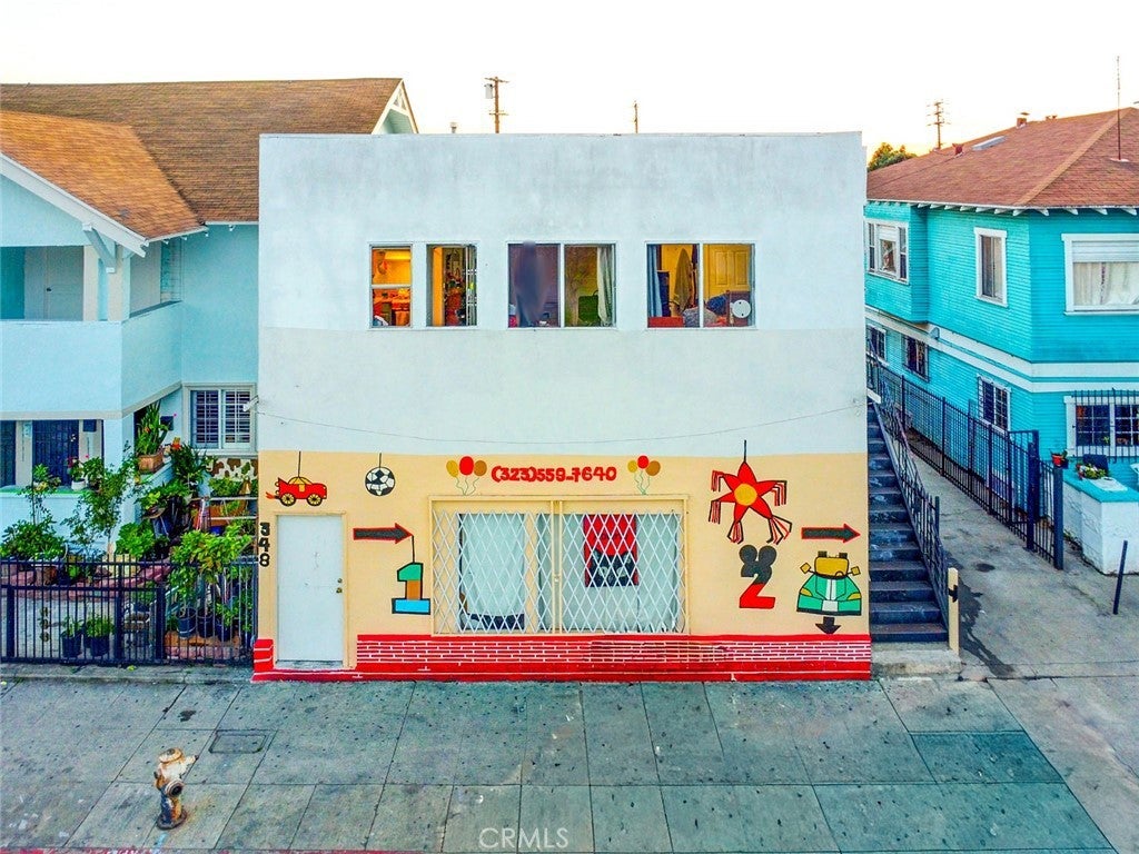 Photo of Listing #DW25279413