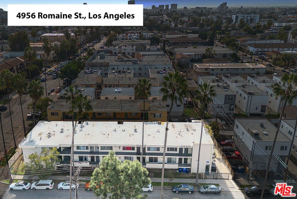 Photo of Listing #25631175