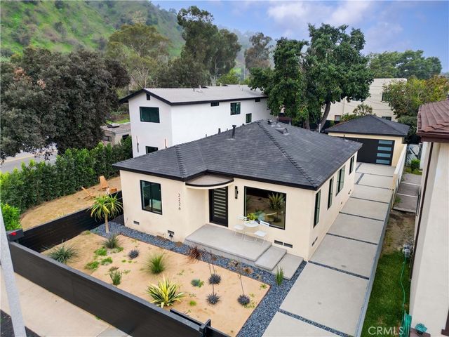 2229 Shoredale, Los Angeles