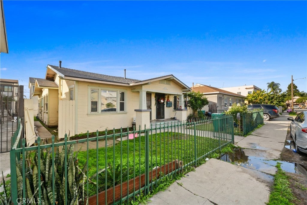 Photo of Listing #SB26001452