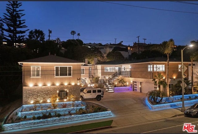 8222 Pershing Drive # 24, Playa Del Rey