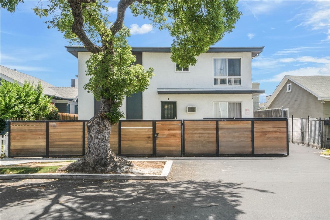 Photo of Listing #SR26004415