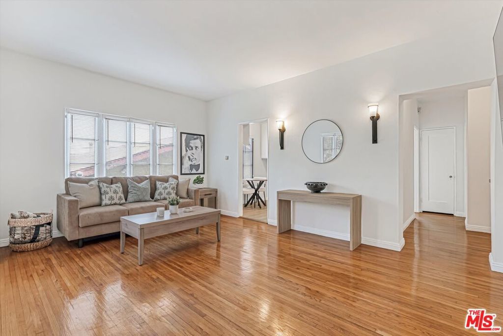 Photo of Listing #26638663