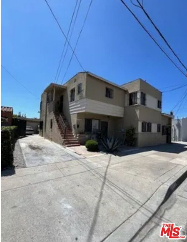 1746 W 106th Street, Los Angeles