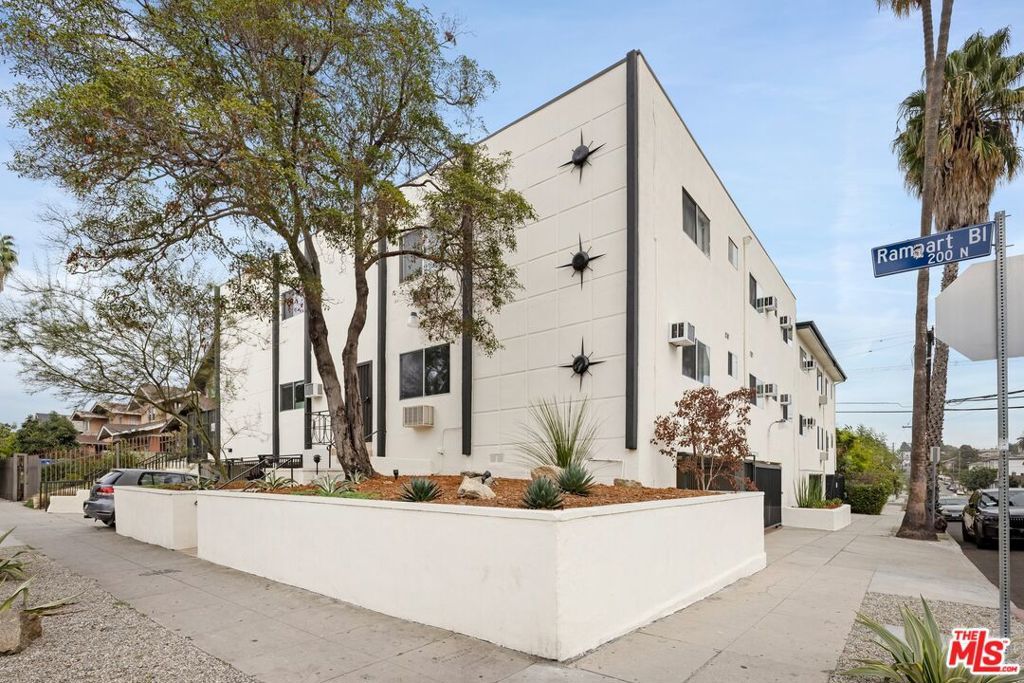 Photo of Listing #26642269