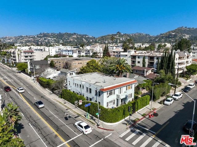 7401 Fountain Avenue, Los Angeles