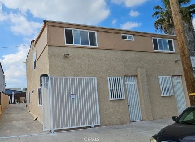 9705 S Normandie, Los Angeles
