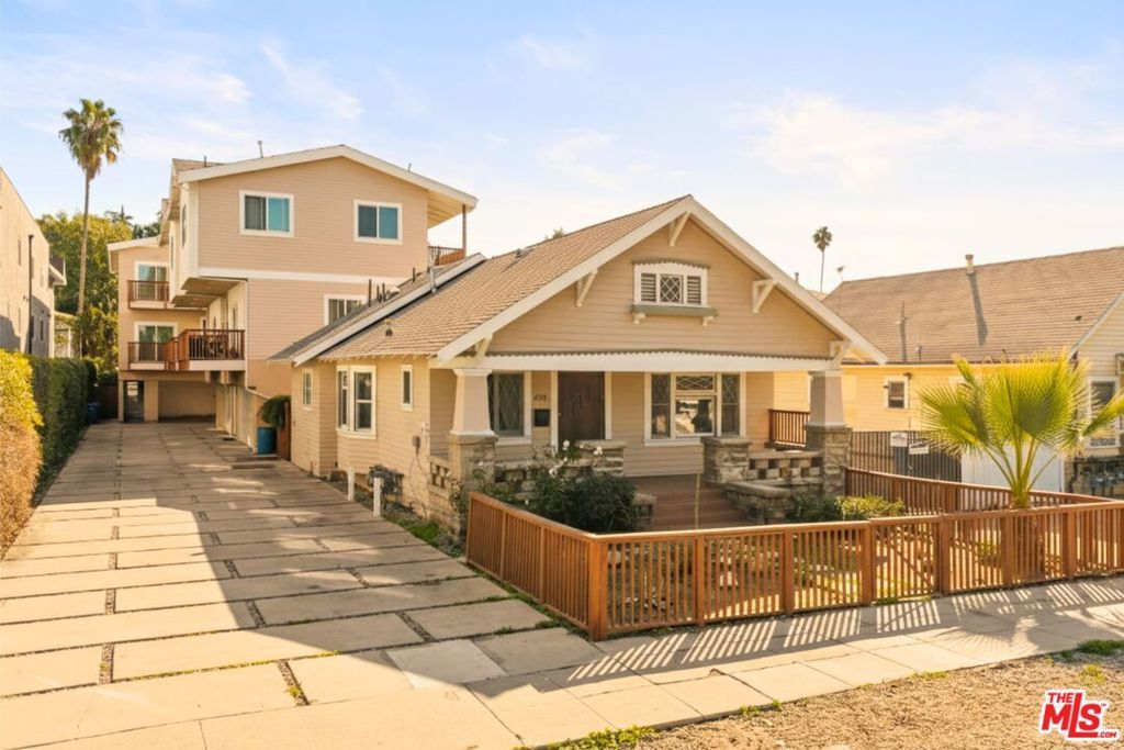 Photo of Listing #26644327