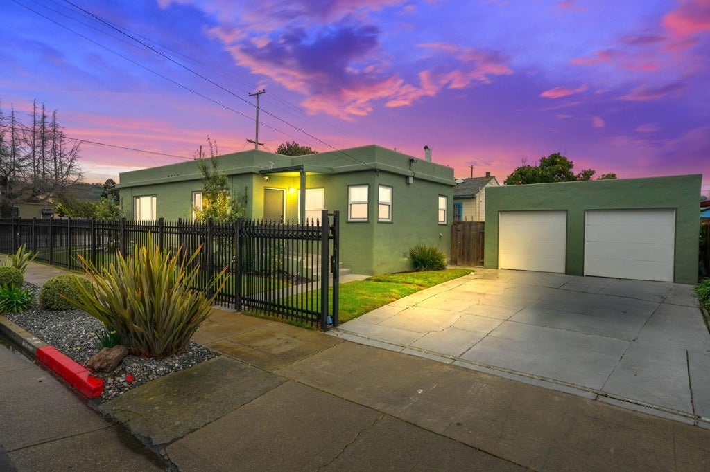 Photo of Listing #41122341