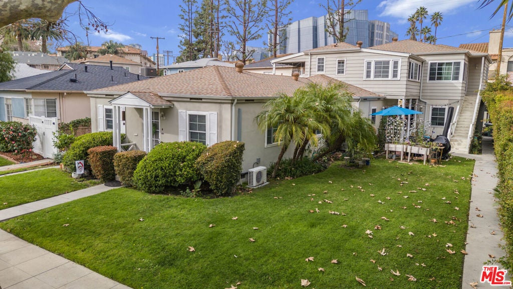 Photo of Listing #26645001