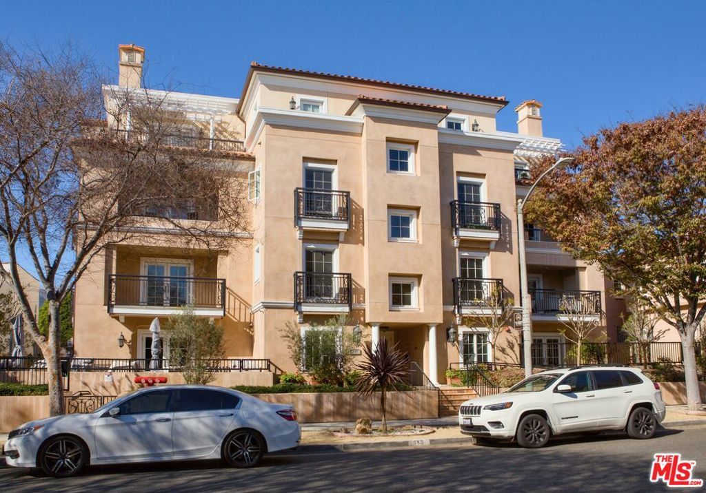 Photo of Listing #26645413