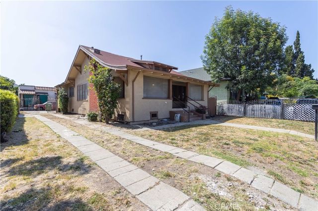 206 S Soto, Los Angeles