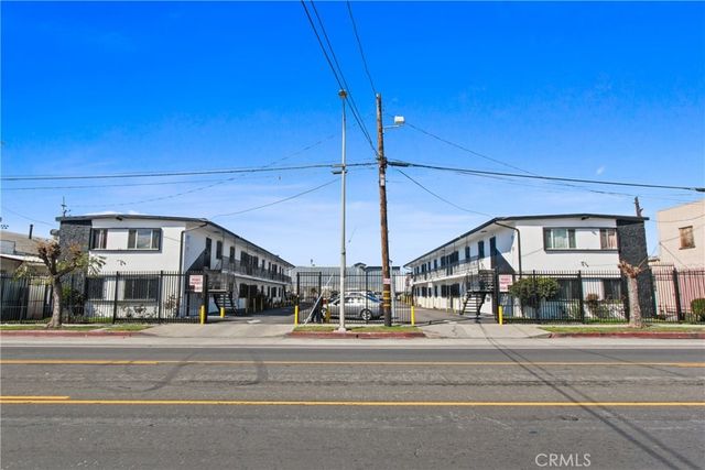 8717 Avalon, Los Angeles