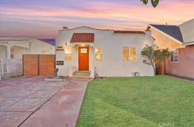 6315 Madden, Los Angeles