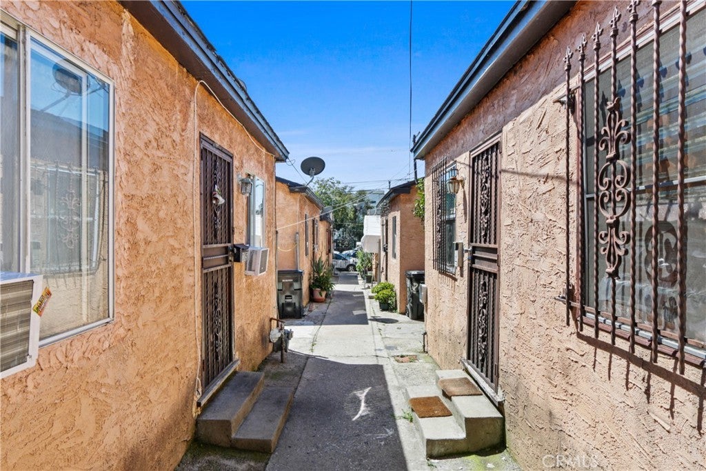 Photo of Listing #DW26025640